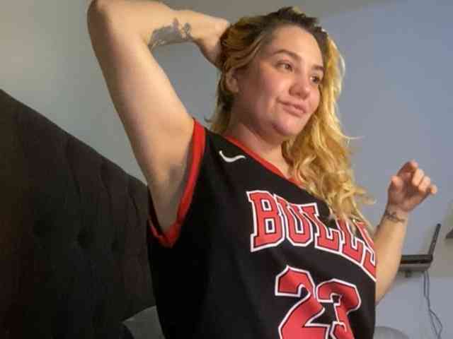 Modelo: Sasha_Sky