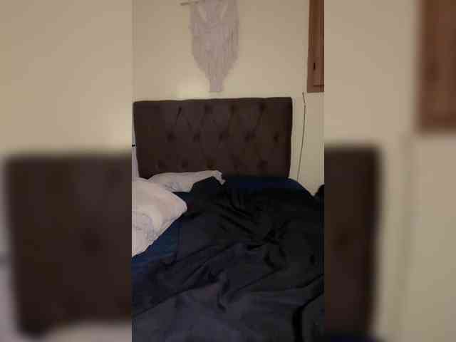Sasha_Wicket webcam