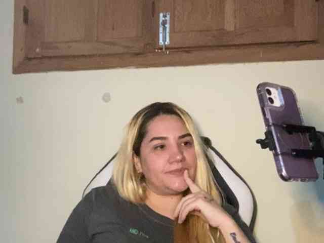 Modelo: Sasha_Sky