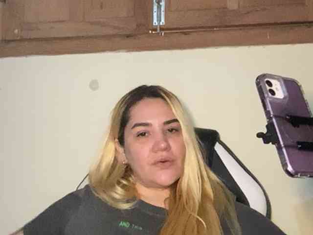 Modelo: Sasha_Sky