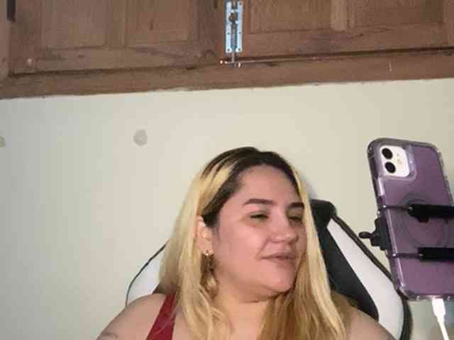 Sasha_Sky webcam
