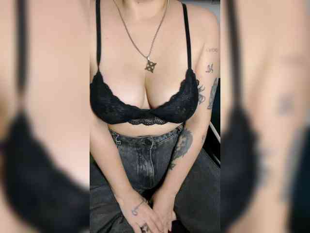 Modelo: Sasha_Wicket