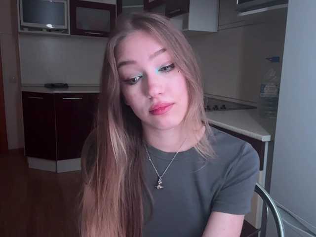 TonieReano live cam on BongaCams