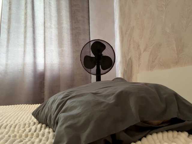 SofiaWillett live cam on BongaCams