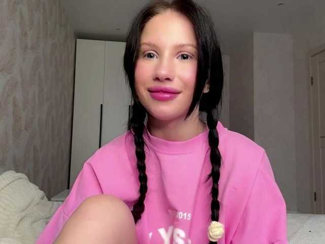 SofiaWillett live cam on BongaCams