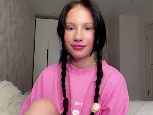 SofiaWillett live cam on BongaCams