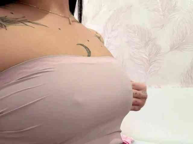SofiaWillett webcam