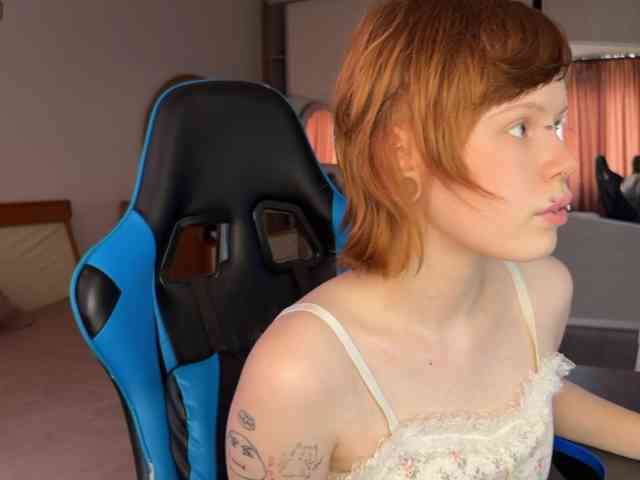SusanLush webcam