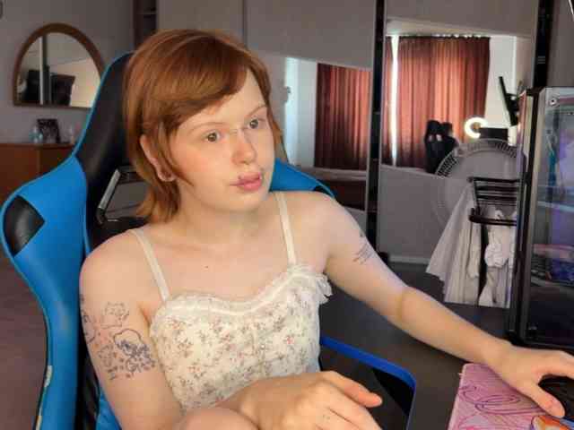 SusanLush webcam
