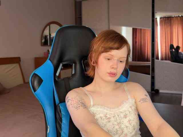 SusanLush webcam