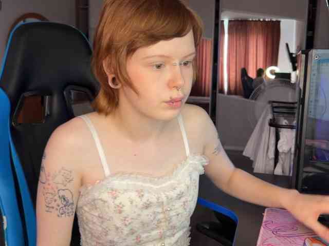 SusanLush webcam