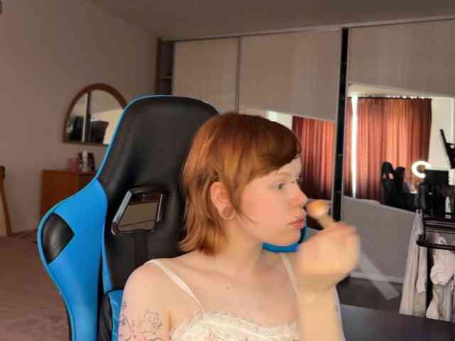 SusanLush webcam