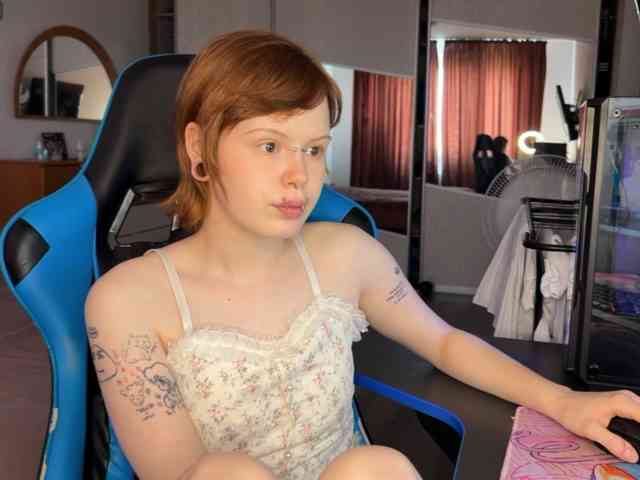 SusanLush webcam