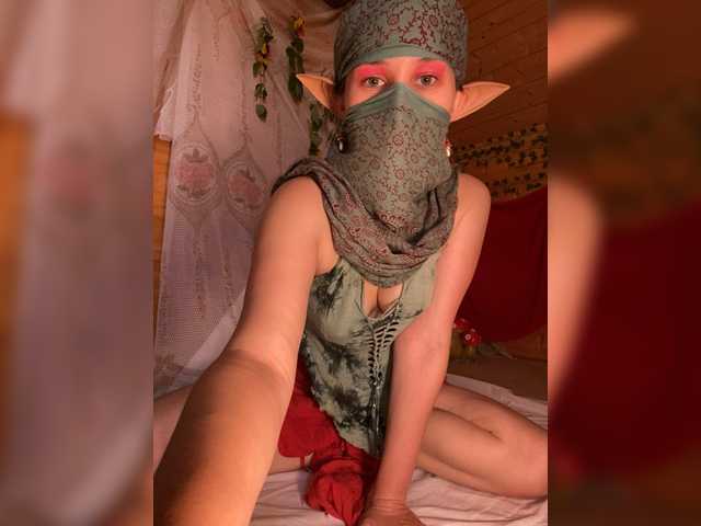 AyraMoon live cam on BongaCams