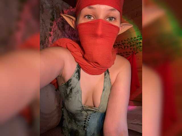 AyraMoon live webcam show