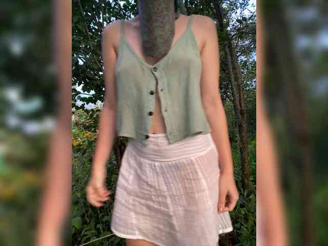 AyraMoon webcam