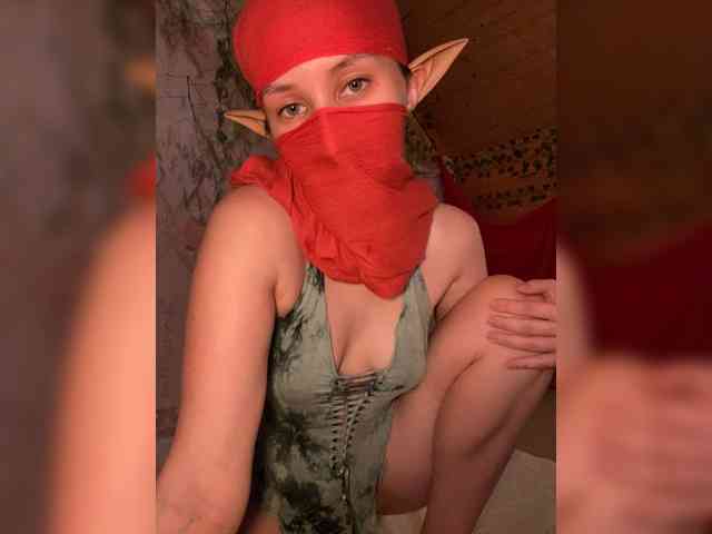 AyraMoon webcam