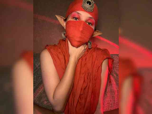 AyraMoon webcam