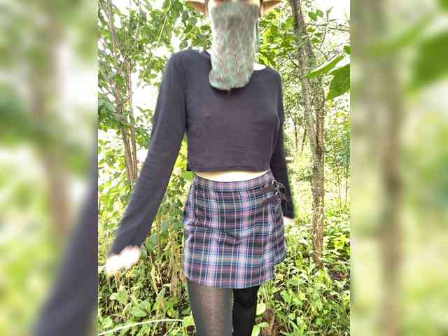 Model: AyraMoon