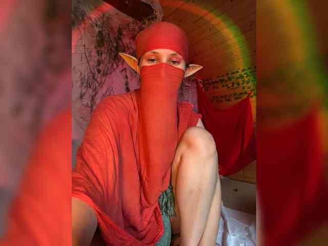 AyraMoon webcam