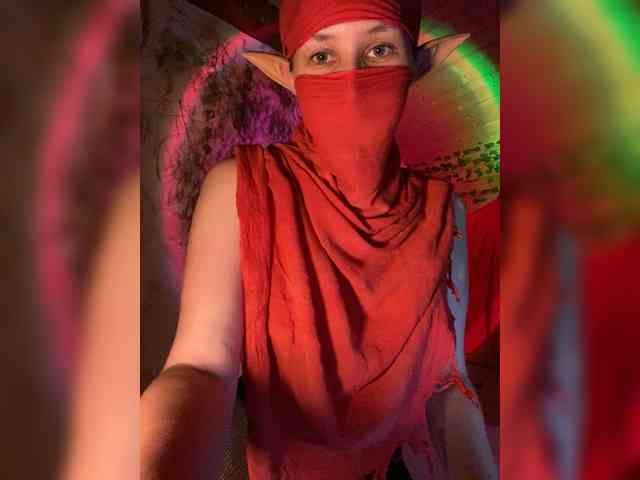 AyraMoon webcam
