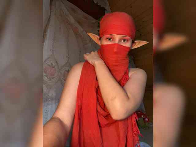 AyraMoon webcam