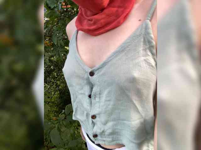 AyraMoon webcam