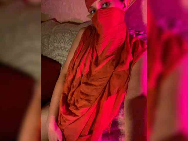 AyraMoon webcam
