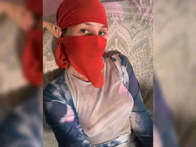 AyraMoon webcam