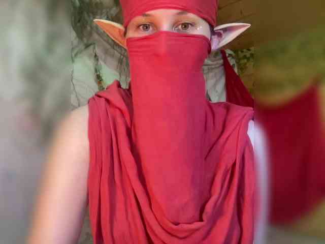 AyraMoon webcam