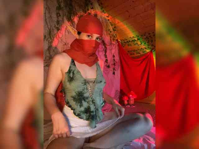 AyraMoon webcam