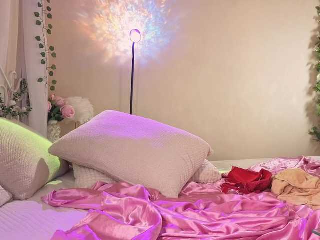 EmmaBuns live cam on BongaCams