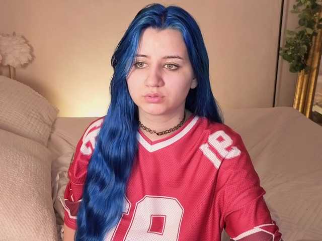 EmmaBuns live cam on BongaCams
