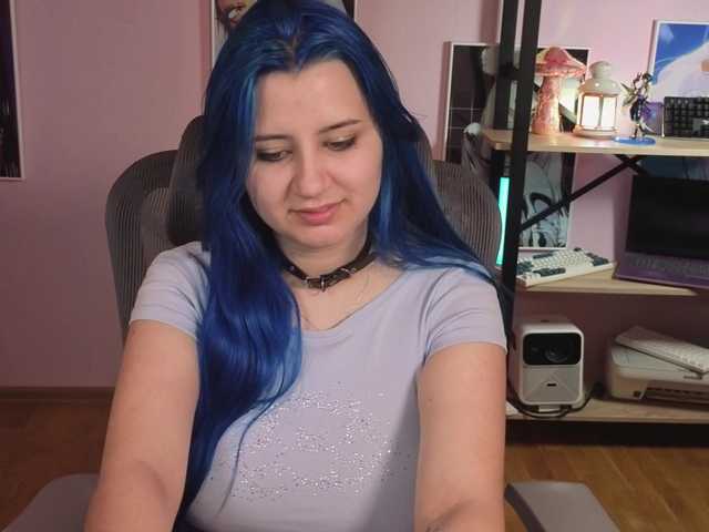 EmmaBuns live cam on BongaCams