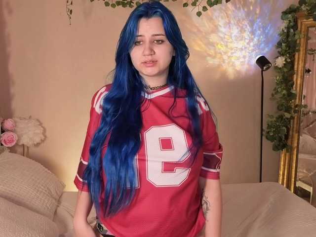 EmmaBuns live cam on BongaCams