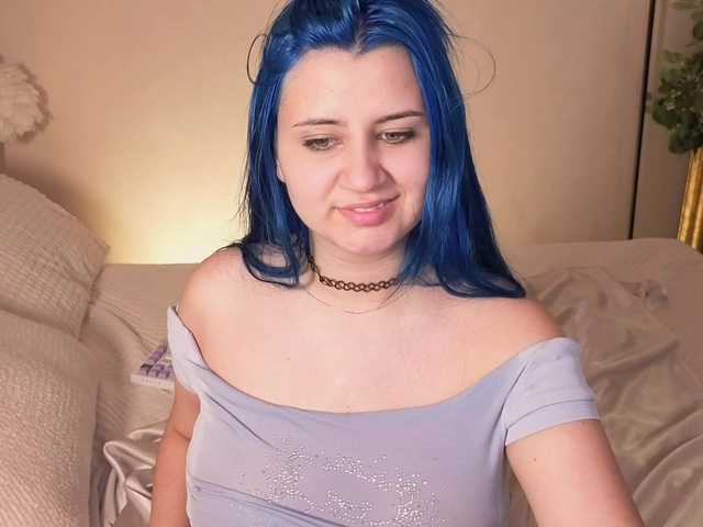 EmmaBuns live cam on BongaCams