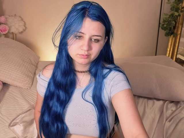 EmmaBuns live cam on BongaCams
