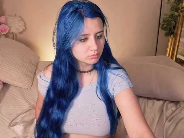 EmmaBuns live cam on BongaCams