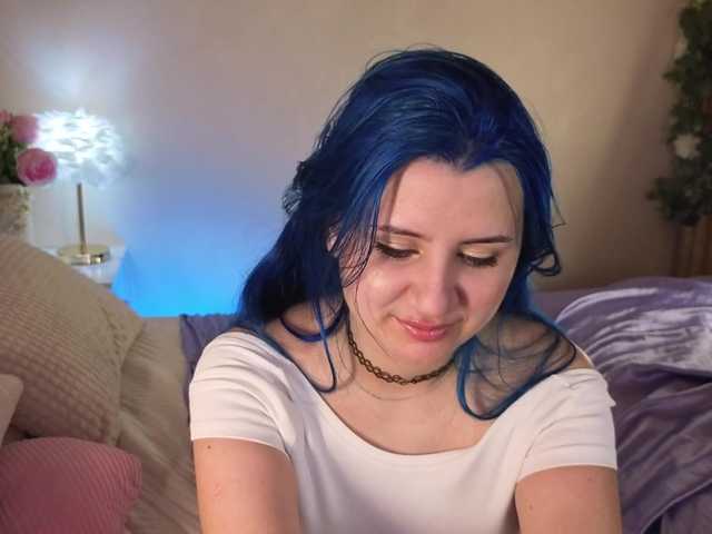 EmmaBuns live cam on BongaCams