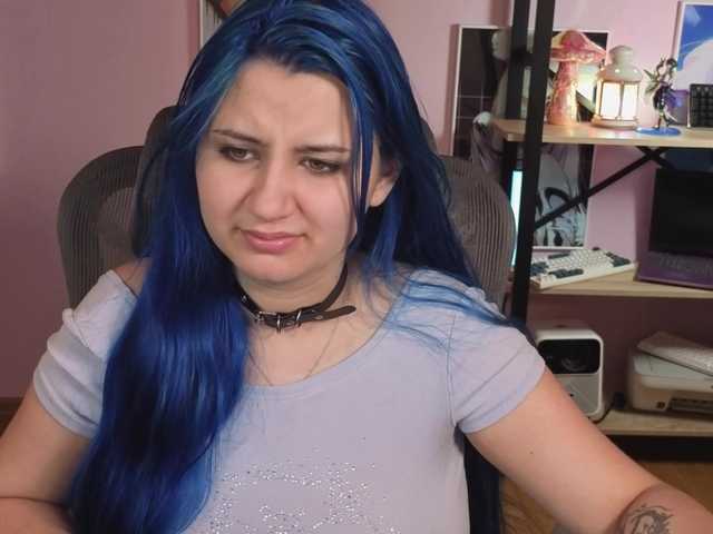 EmmaBuns live cam on BongaCams