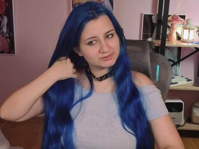 EmmaBuns live cam on BongaCams