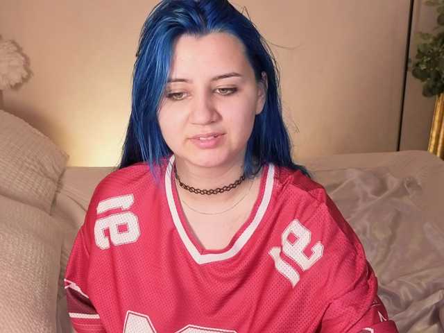 EmmaBuns live cam on BongaCams