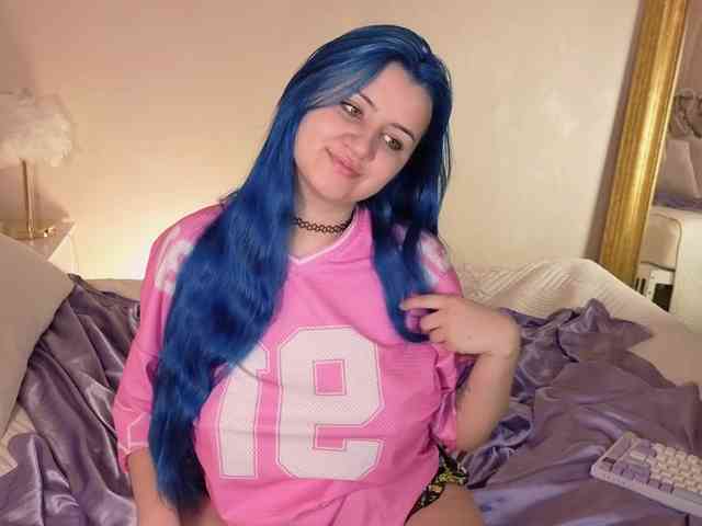 EmmaBuns webcam