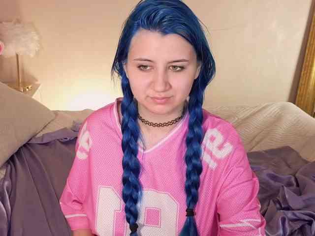 EmmaBuns webcam