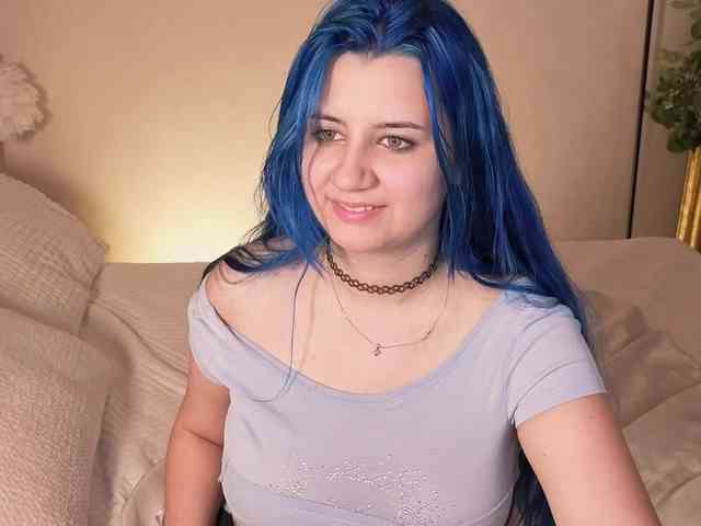 EmmaBuns webcam