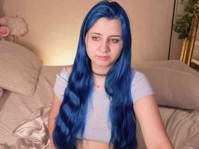 EmmaBuns webcam