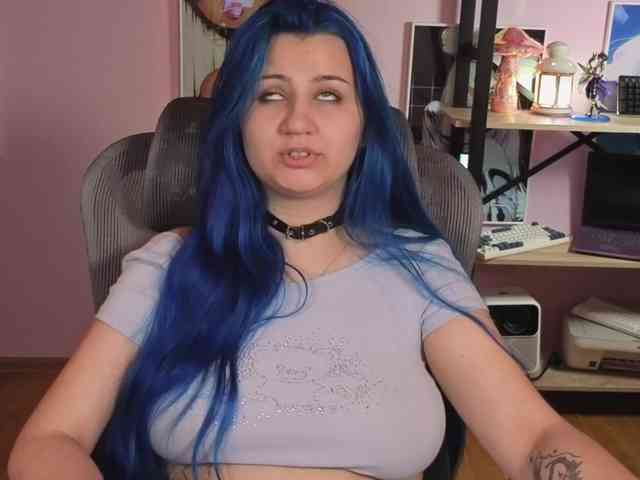 EmmaBuns webcam
