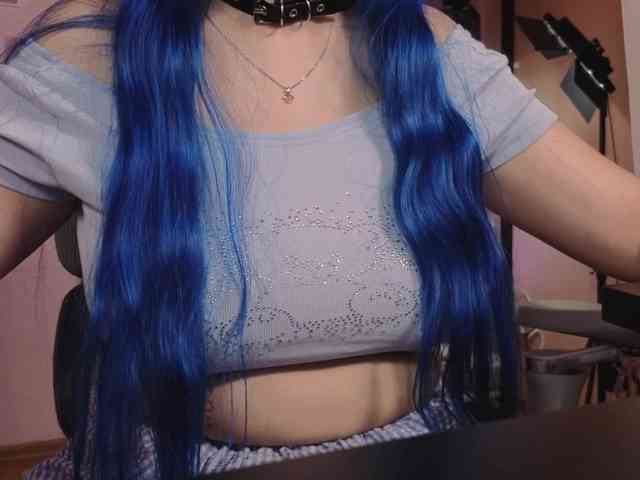 EmmaBuns webcam