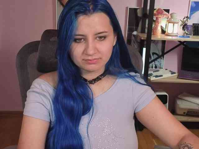 EmmaBuns webcam