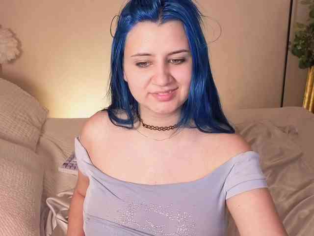 EmmaBuns webcam